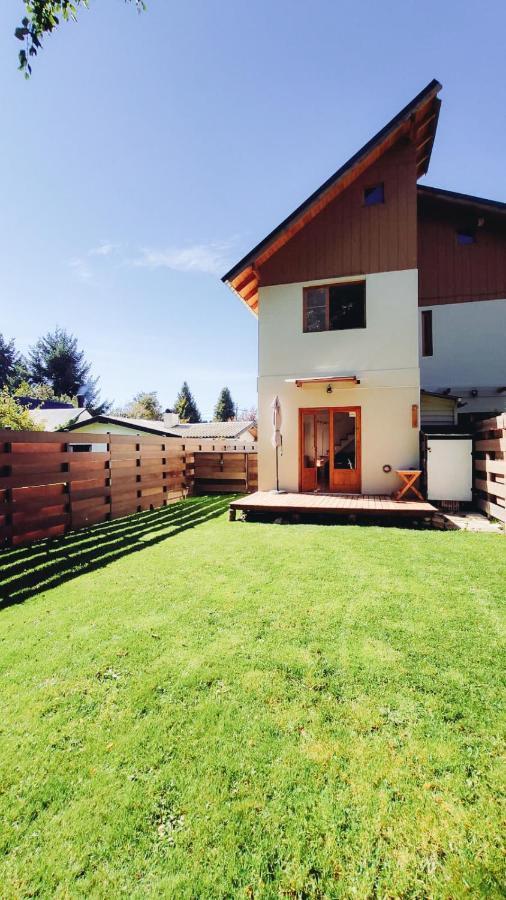Casa con jardín y cochera ¡A 5 minutos del lago! San Carlos de Bariloche Exterior foto